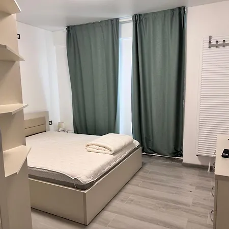 Sam By Alezzi - Mamaia Nord Apartment *