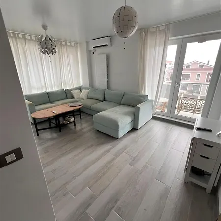 Sam By Alezzi - Mamaia Nord Apartment Navodari